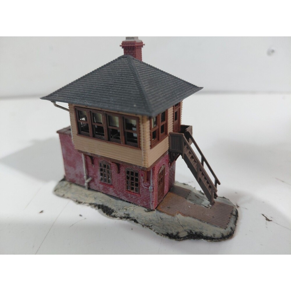 Atlas 2840 N Gauge Model Railroad Scenery Signal Tower